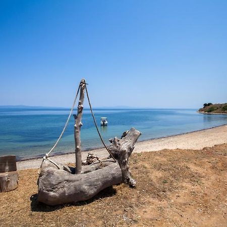 Elpiniki Luxury Apartments Неа Потидея Екстериор снимка