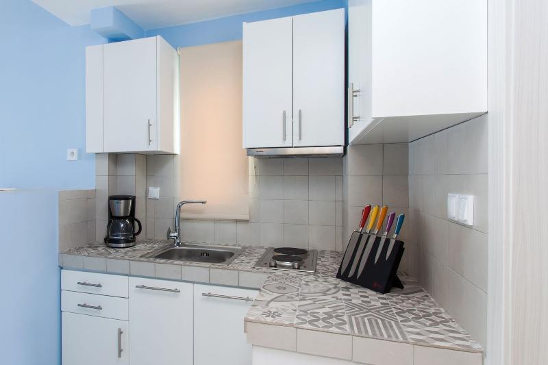Elpiniki Luxury Apartments Неа Потидея Екстериор снимка
